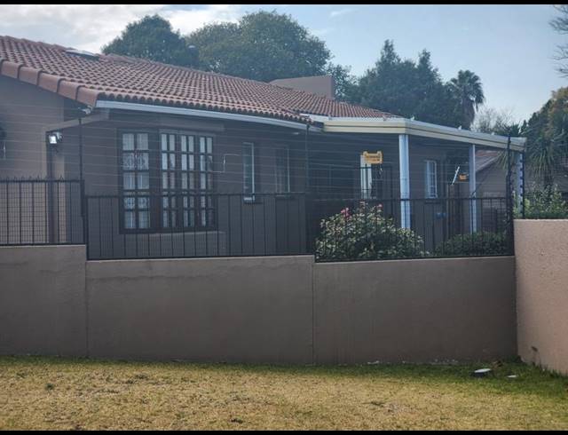 2 BEDROOM PROPERTY TO RENT IN SUNDOWNER